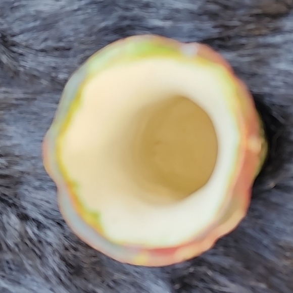 HANDMADE POTTERY VASE. - Picture 5 of 6